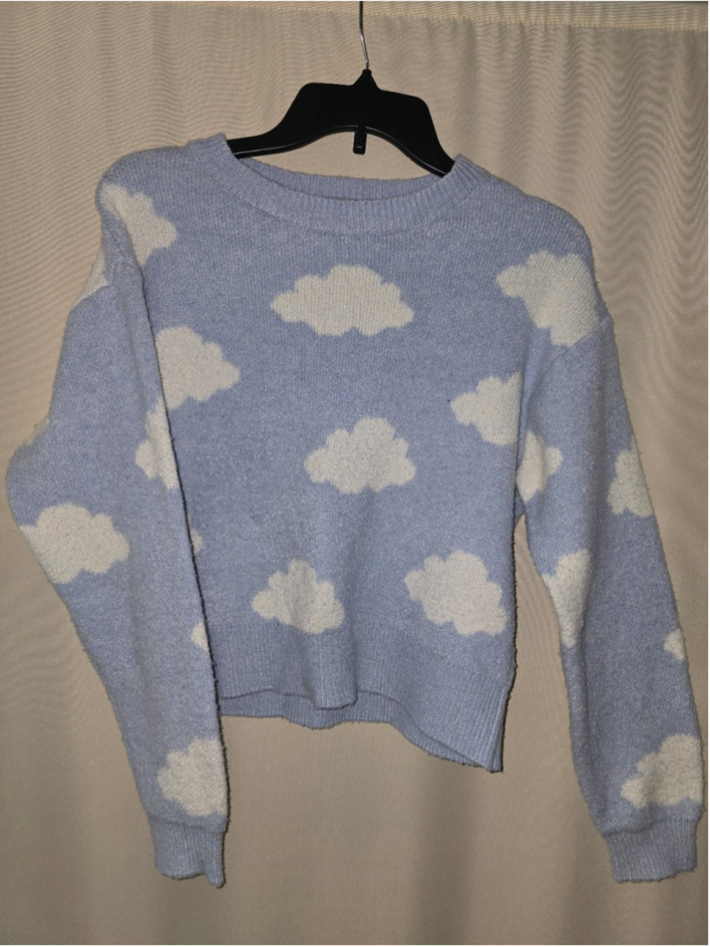Hooked Up Cloud Sweater size XS size 0-2